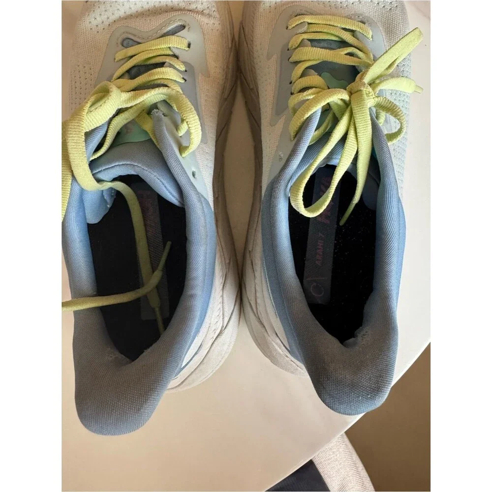 HOKA One One Arahi 7 Running Shoes Women’s Size 8.5 White Blue Lime